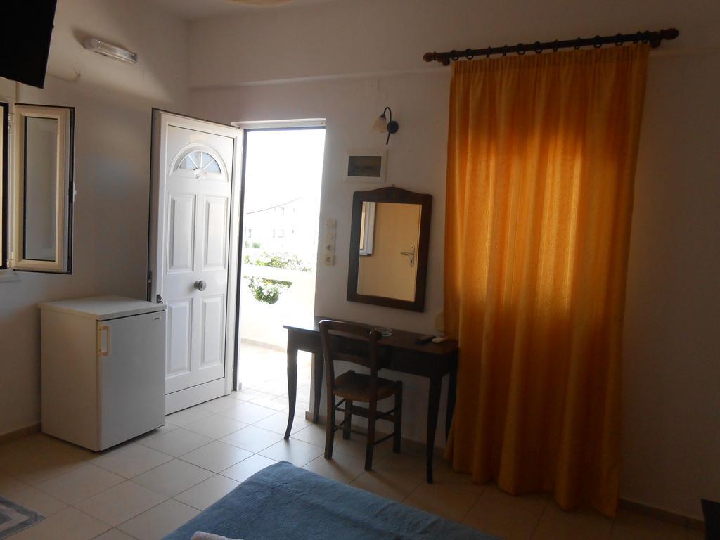 Frosso'S Apartments Kokkini Hani Exterior foto